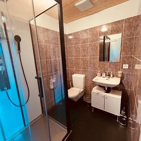 Heart Of Scuol, 2 Minutes Walk From Ski Station And Train Station Apartamento *